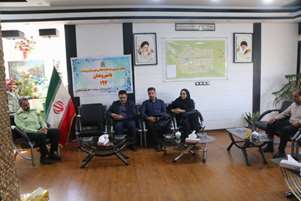 بازدید رئیس شبکه بهداشت مرودشت از فرماندهی انتظامی شهرستان به مناسبت هفته فراجا