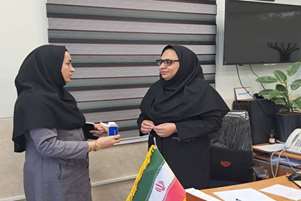 توزیع مکمل ویتامین D بین کارکنان مرکز و شبکه بهداشت در راستای ارتقای ایمنی