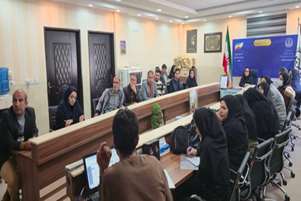 نشست پایش و ارزیابی ارائه خدمات بهداشتی و درمانی مرکز خدمات جامع سلامت بیدگل برگزار شد