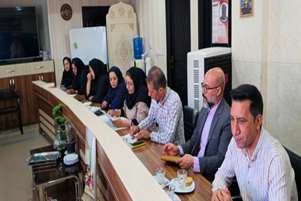 نشست هفته ملی جمعیت با محوریت جوانی جمعیت در مرکز بهداشت مرودشت برگزار شد
